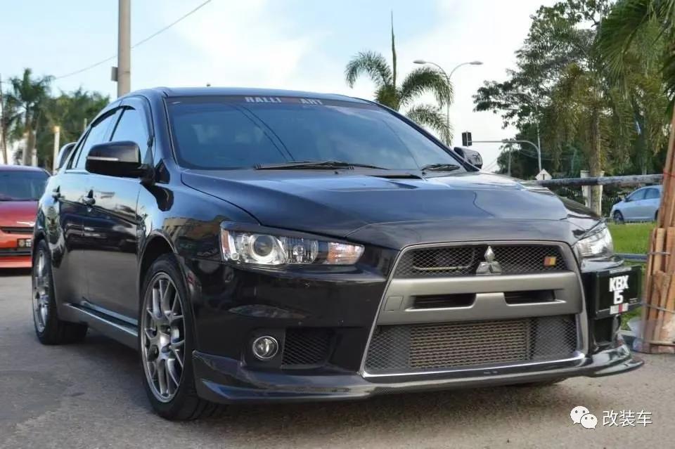 老爸玩改装,老爸带着孩子玩改装