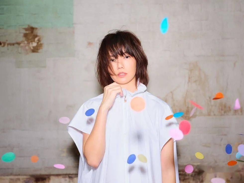 被00后称为“冷门歌手”的孙燕姿，为什么能获得6亿个赞？