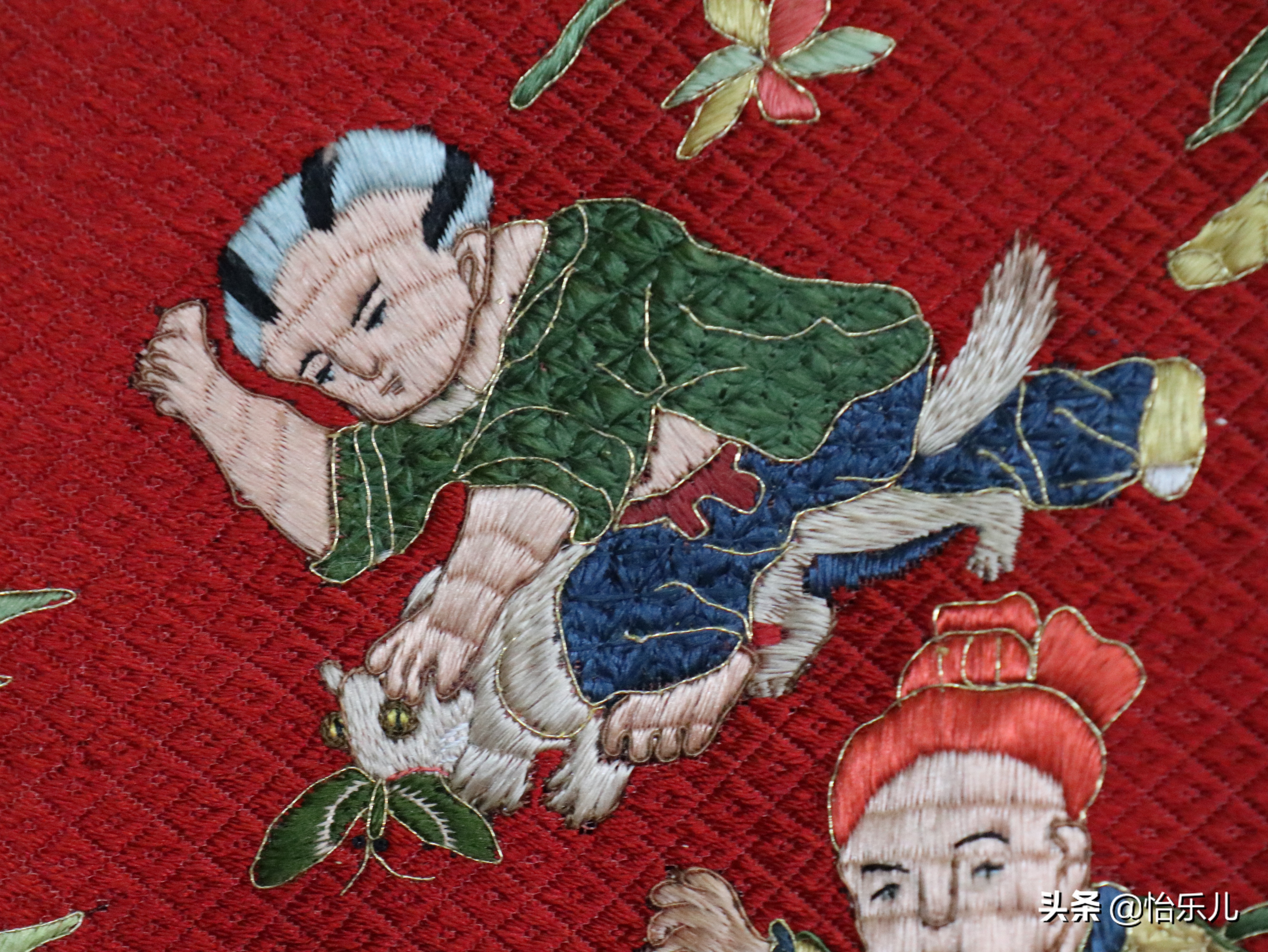 明十三陵出土文物百子衣,明定陵出土服饰