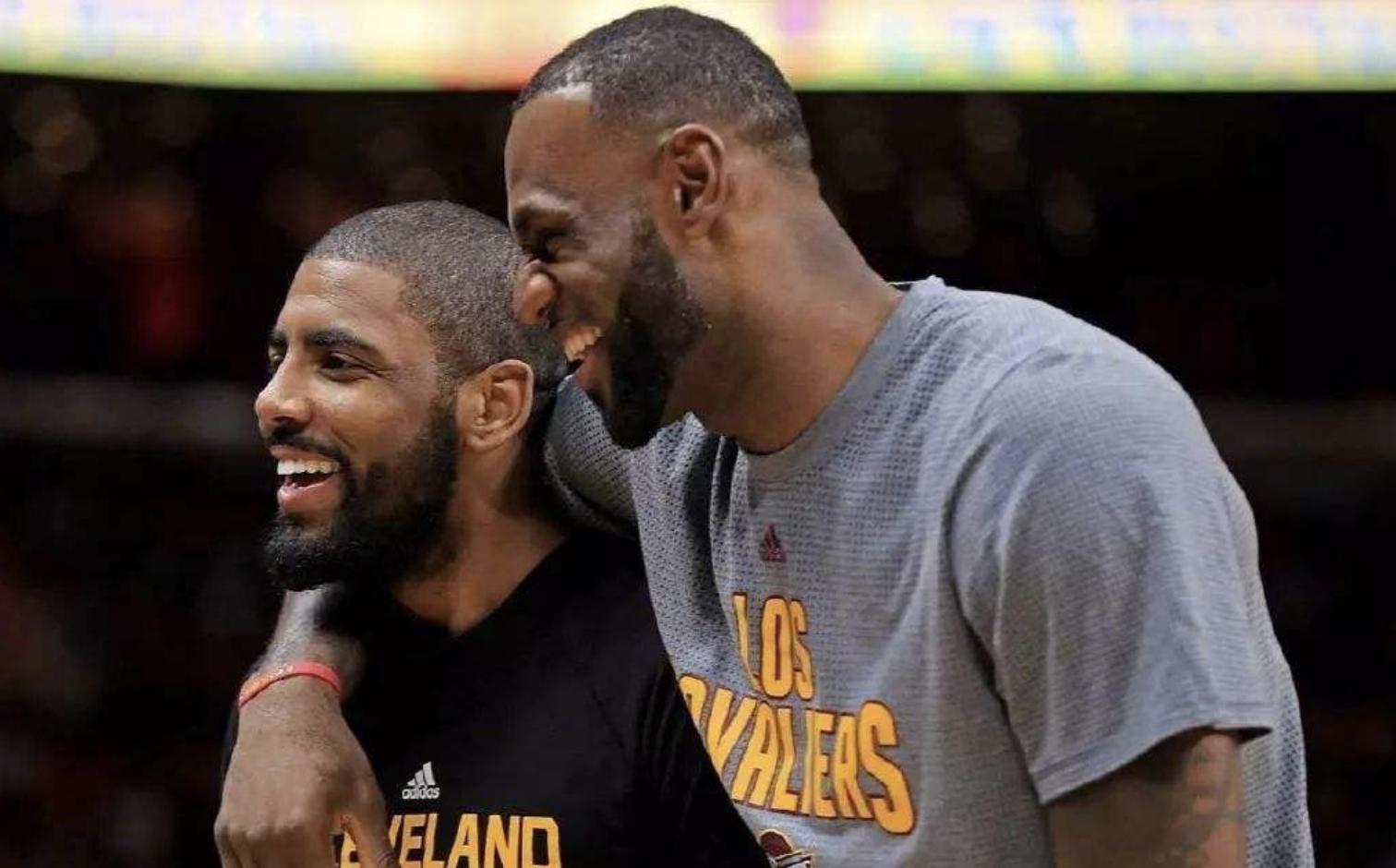 就在此刻布鲁克林凯里欧文,凯里欧文重回克利夫兰