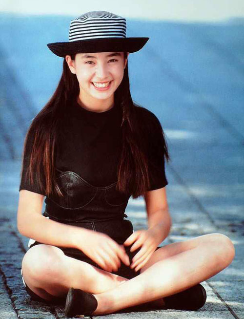 宫泽理惠被骗拍写真,宫泽理惠十几岁照片