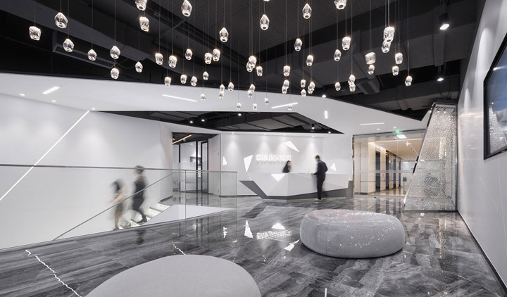 施华洛世奇展厅设计 (施华洛世奇店面装修)