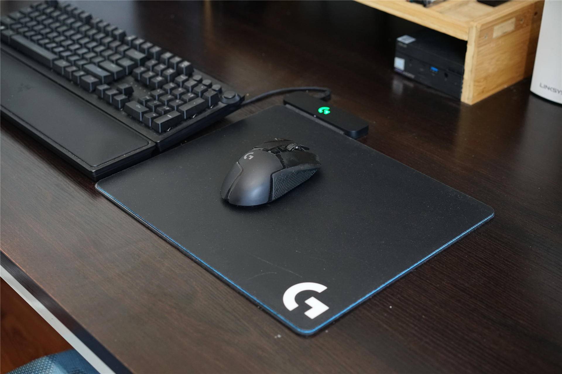 大家觉得我这一桌子东西怎么样？老黄的2020年桌面分享