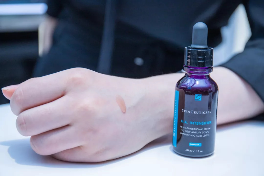 50岁不显老的明星，到底吃了什么防腐剂！