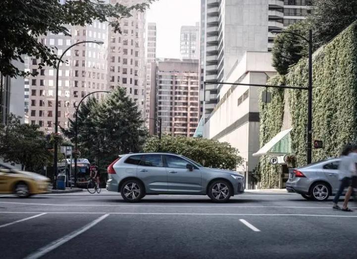 沃尔沃新款xc60携手中国足球,北欧扛把子全新沃尔沃xc60