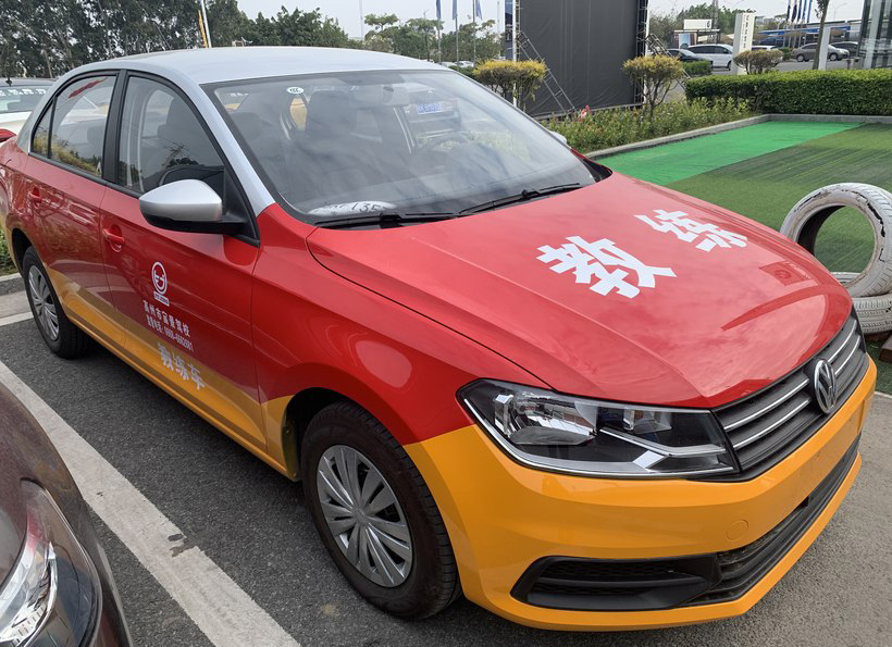 90年代桑塔纳二手卖多少钱,90后的桑塔纳现在多少钱