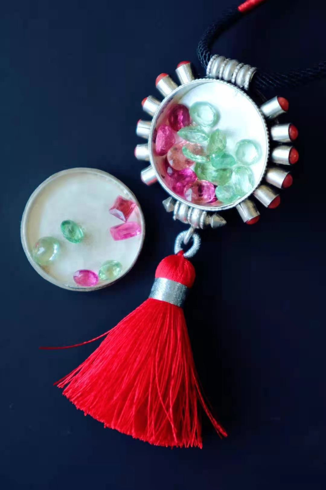 珠宝首饰盒不可或缺的一款,珠宝盒可以干嘛