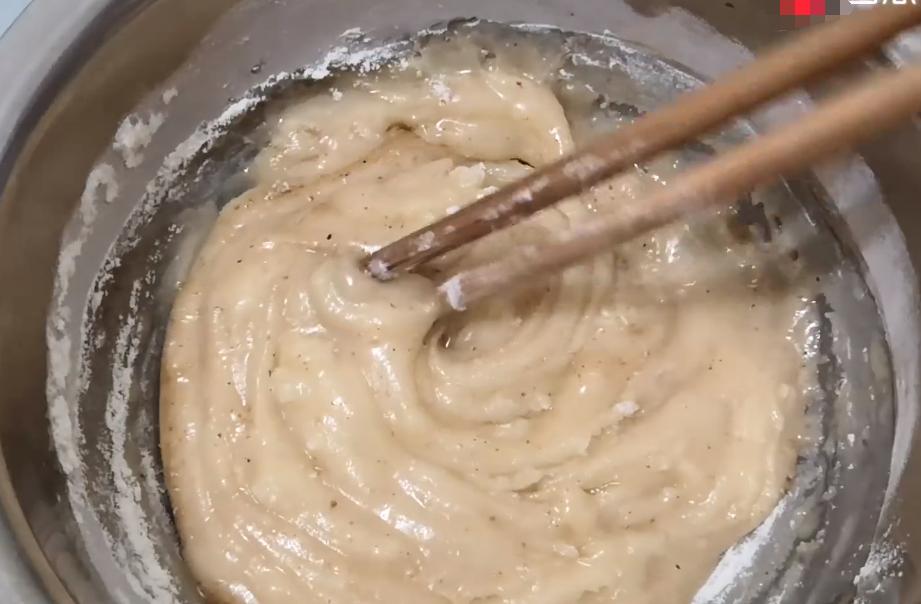 酥烧饼在家怎么做,想吃椒盐烧饼别买了教你在家做