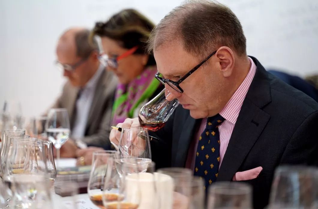 中国骄傲总结,马爹利轩尼诗人头马都是白兰地吗