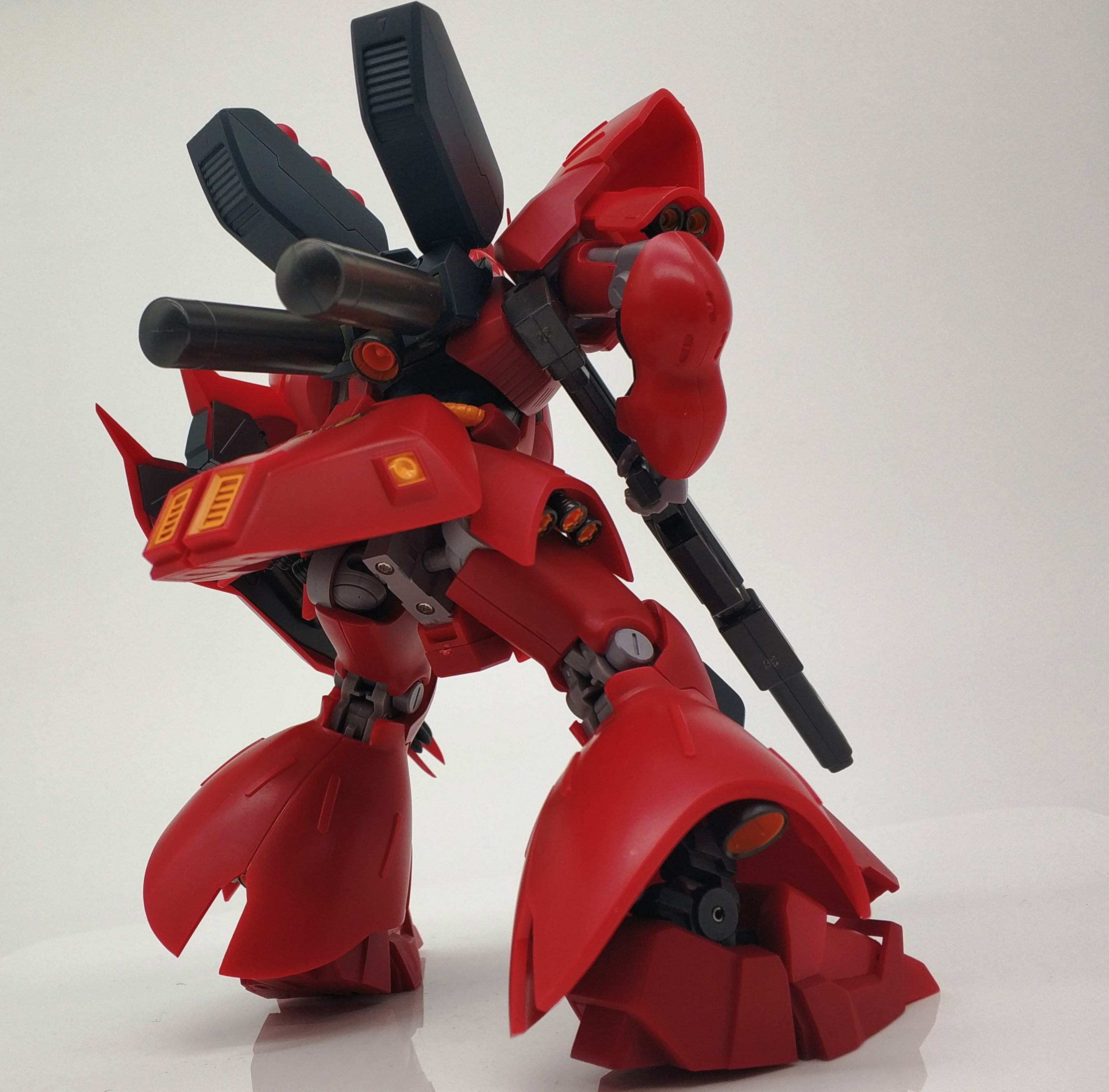 赤色彗星夏亚沙扎比,沙扎比赤色彗星