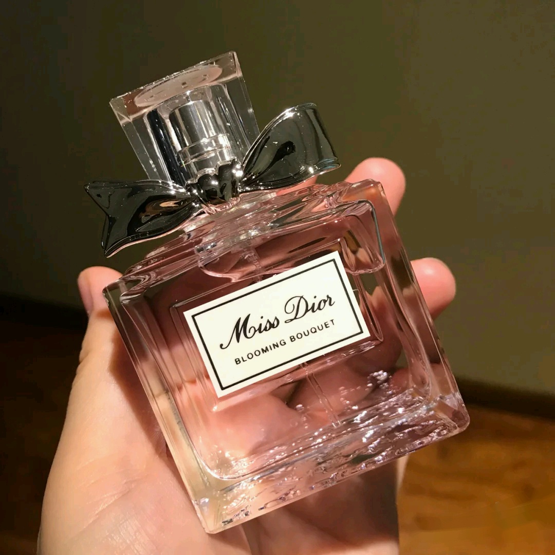 渣女味的香水,夏天什么香水味好闻又持久