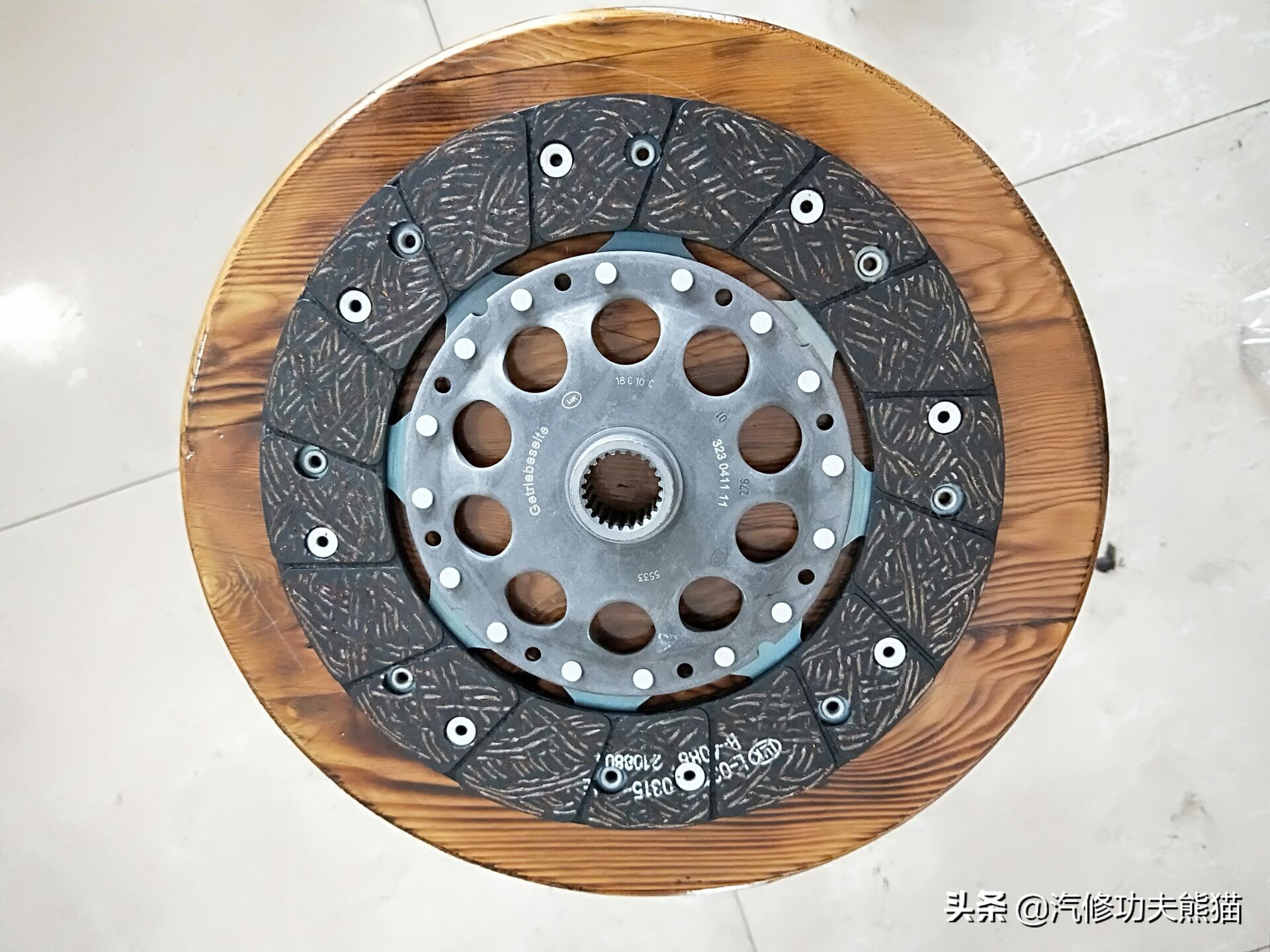 奥迪a61.8发动机大修费用,老款奥迪a6六缸发动机大修全过程