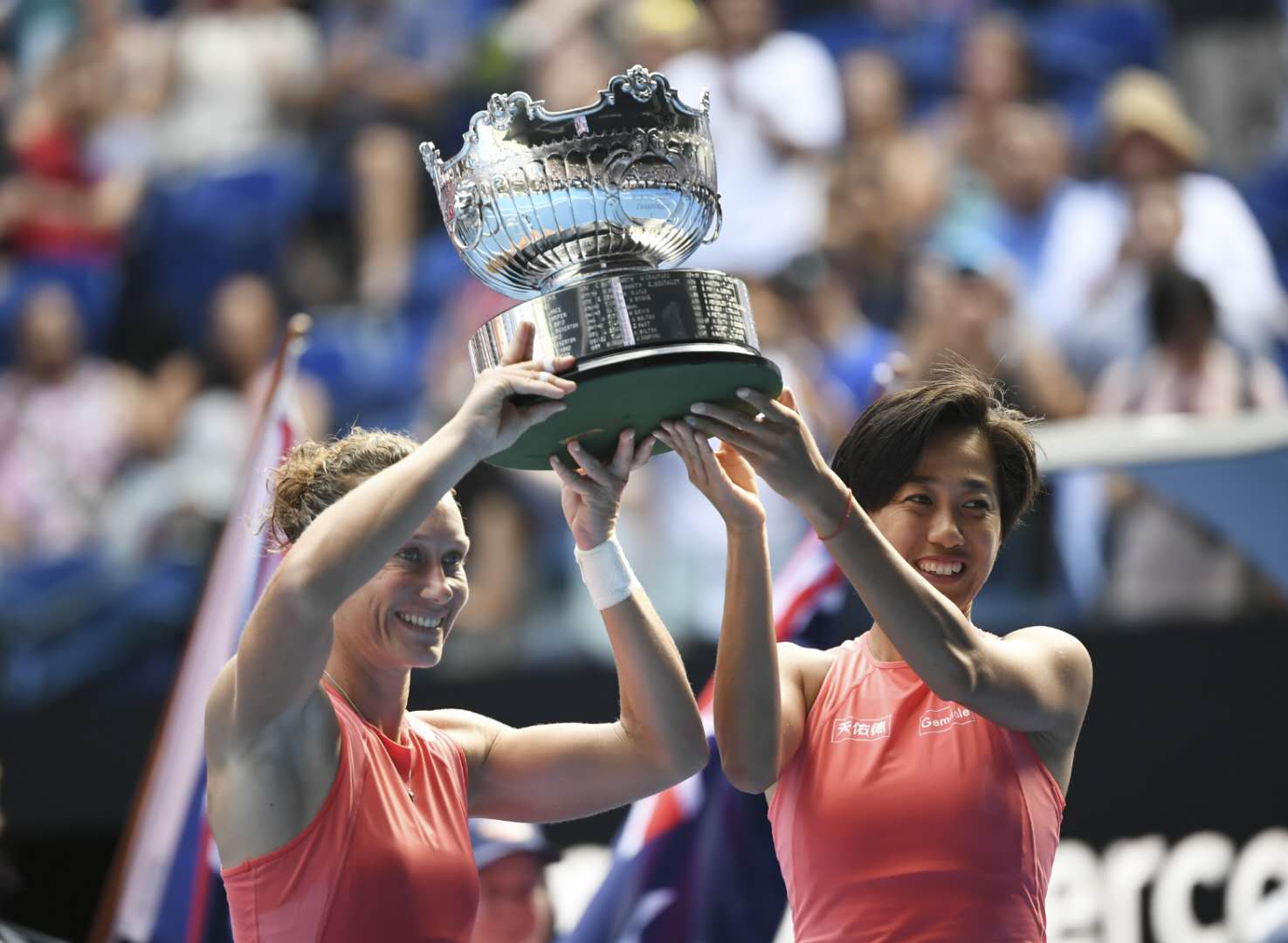 狼图腾这本书告诉了我们什么,狼图腾最值得看的书