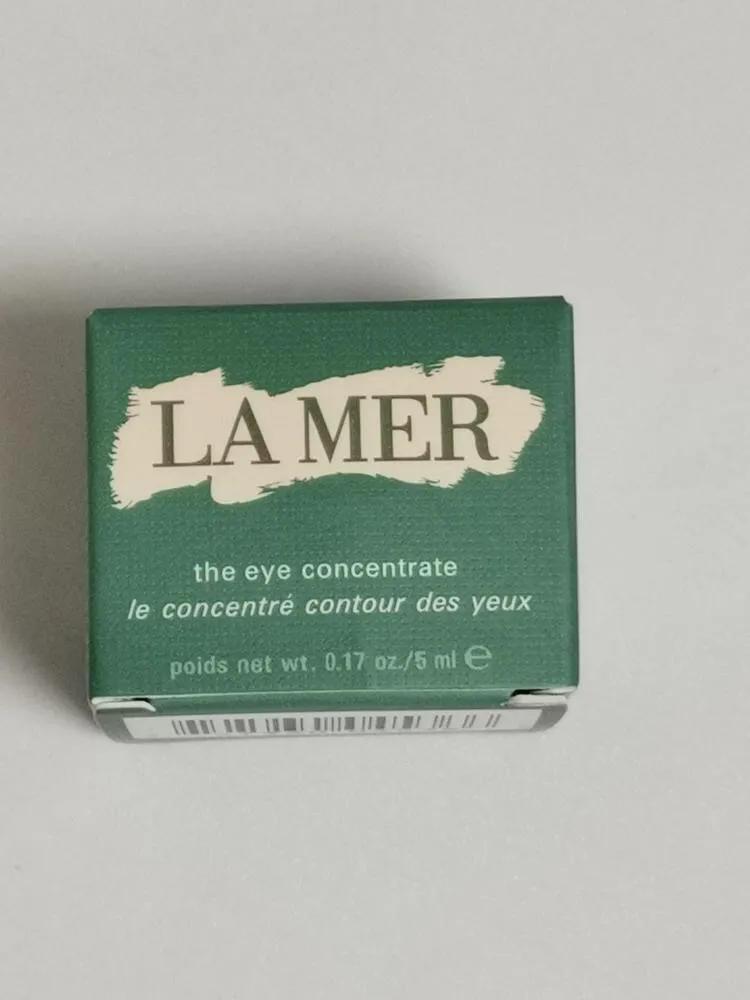 海蓝之谜眼霜小样是什么颜色膏体 (海蓝之谜眼霜小样18元是真的吗)