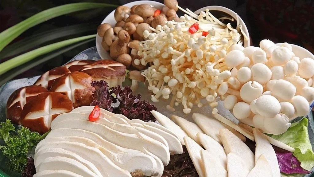 适合夏天吃的火锅食物,吃火锅必备食材清单大全