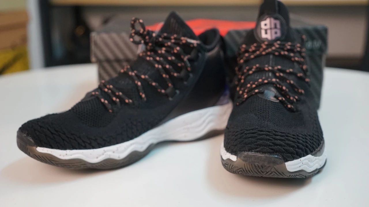 WEN开箱｜霍华德4开箱简评，减配不减价