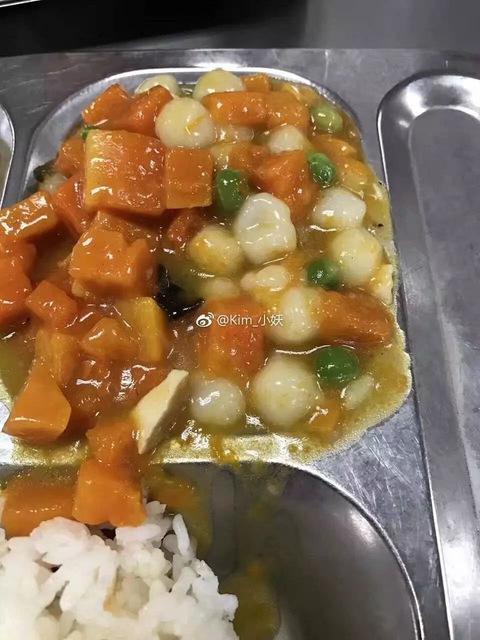 大学食堂最火烤鸭饭,天津学校烤鸭