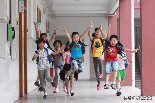 为什么孩子作业做得越多成绩越差,为什么孩子写作业效率会慢