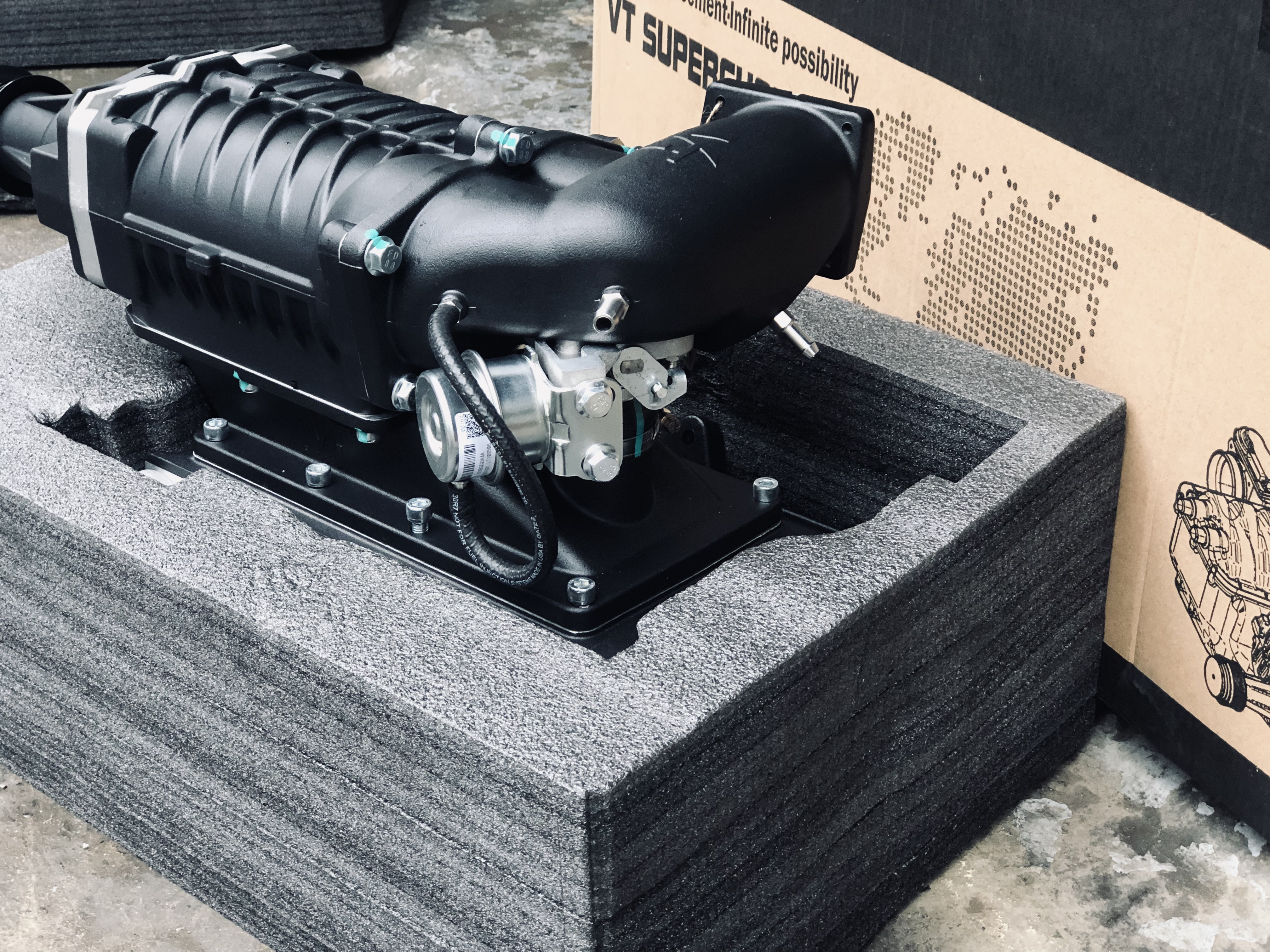 改装机械涡轮增压器的视频,机械增压改装对比