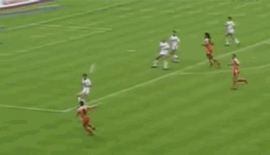 金球那些事儿:1988,1989年,范巴斯滕——天鹅王子的绚丽华尔兹