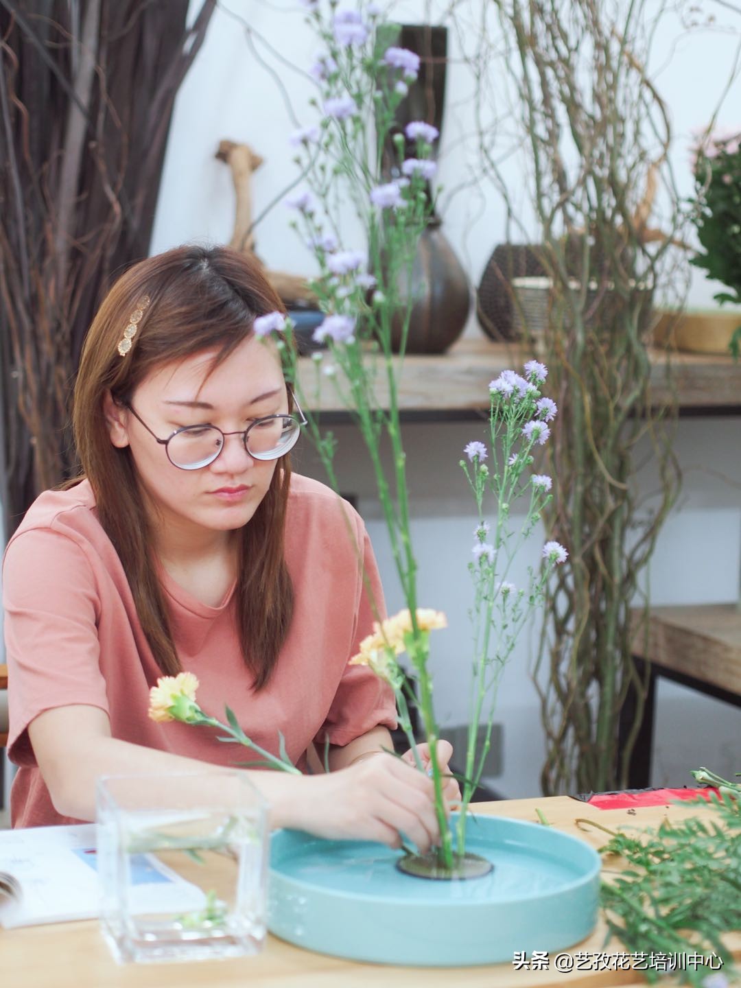 开一家花店怎么营销才能赚钱,花店做批发零售怎样进货