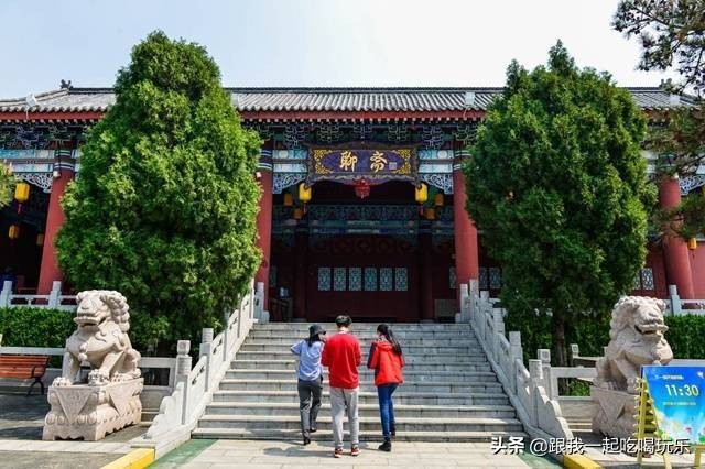 青岛方特圣诞节夜场,青岛方特圣诞节去还是跨年夜去