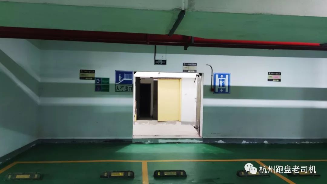 交付了没办房产证可以卖吗,交付一年未办房产证能退房吗