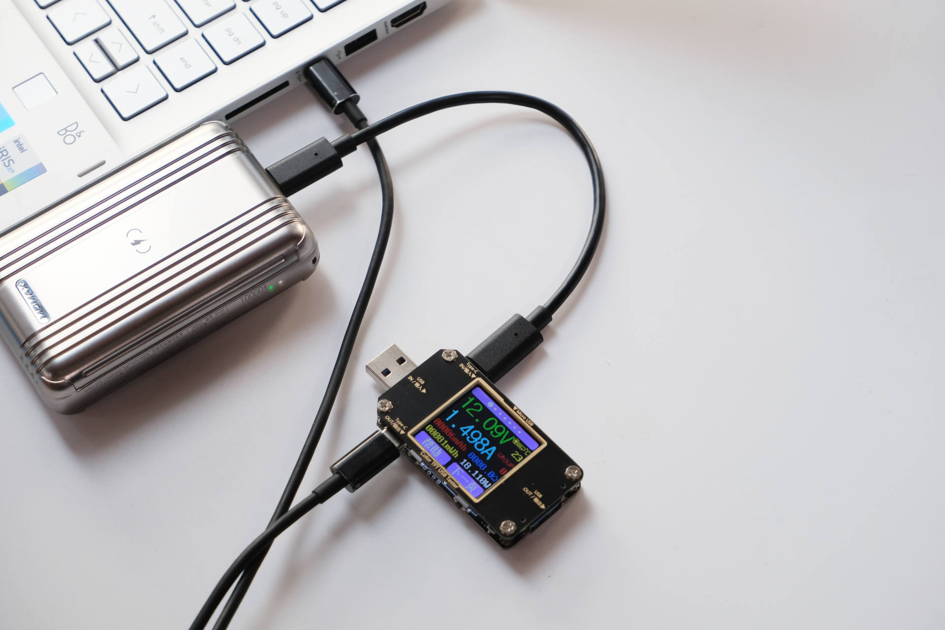 无线充电器三合一充电宝,摩米士无线充电宝测评