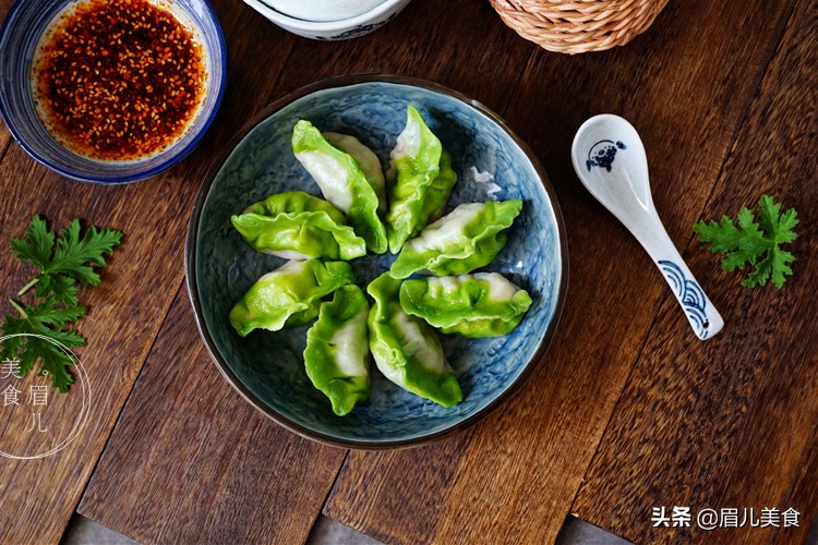 菠菜汁和饺子面不变色的办法,菠菜汁饺子为什么黄黄的