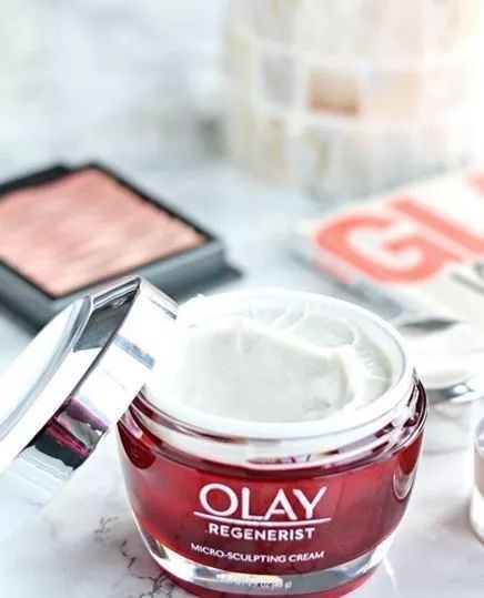 我用空瓶了几十瓶面霜的经验告诉你,谁才是真正的干皮亲妈