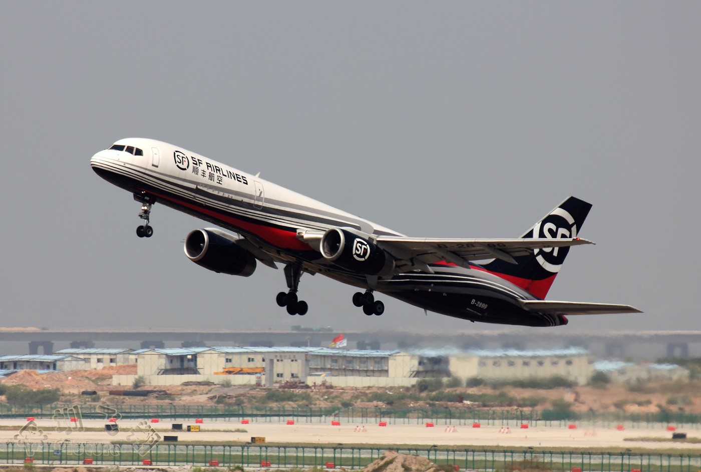 顺丰集团王卫简介,顺丰总裁王卫简介