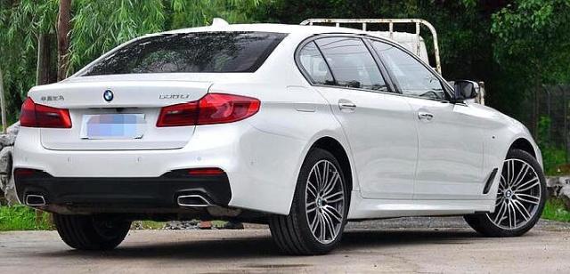 丰田普拉多为什么是神车,保值越野神车丰田普拉多4000