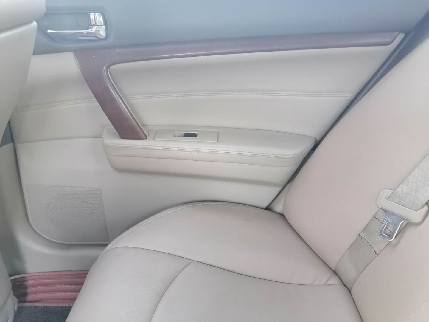 07年天籁2.3二手多少价格,二手天籁大沙发价格