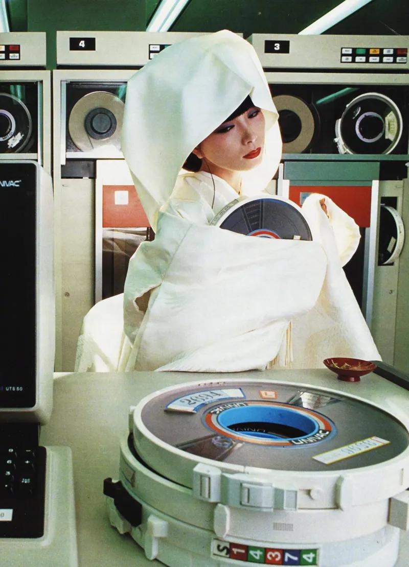 22岁出道28岁成YSL宠儿，意外逝世13年，她仍是资生堂的第一美人