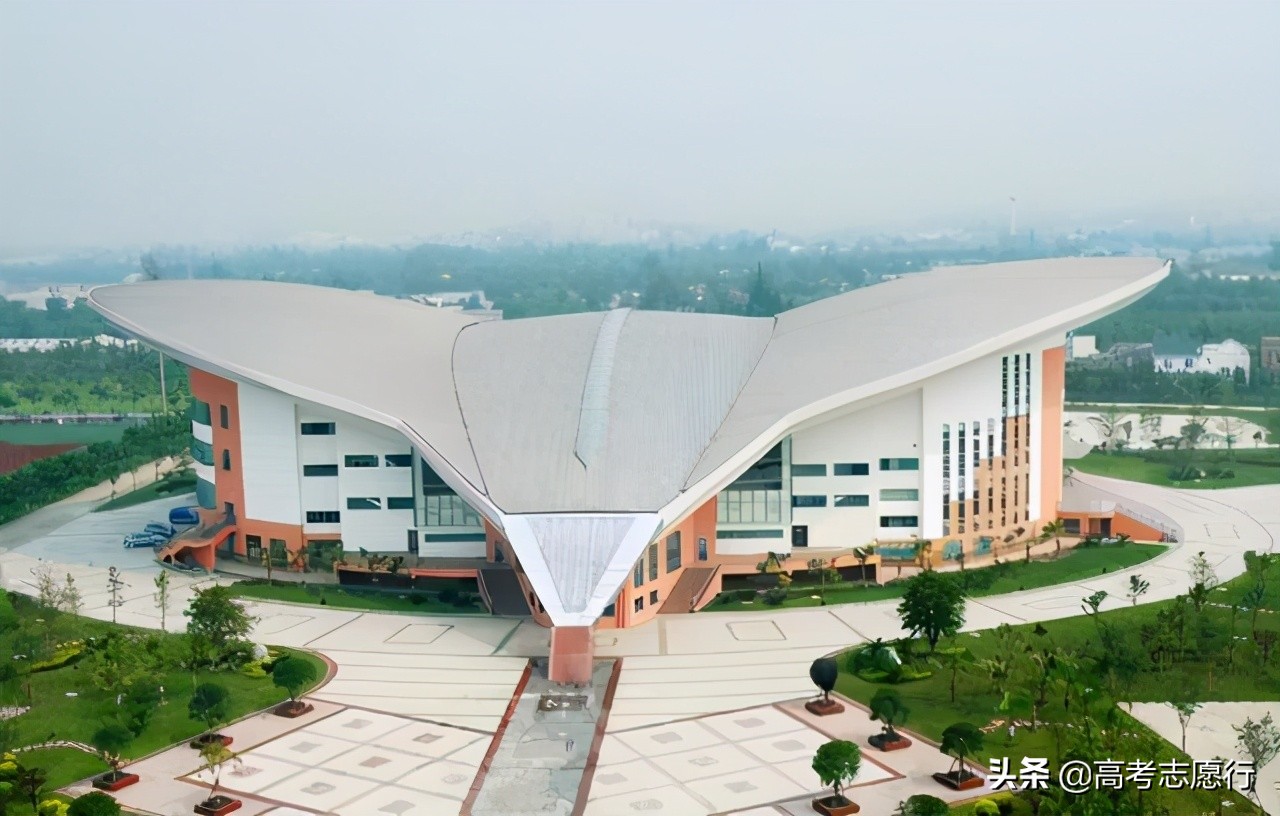 在二本招生的“信息工程”大学，论地域和实力，都值得考虑