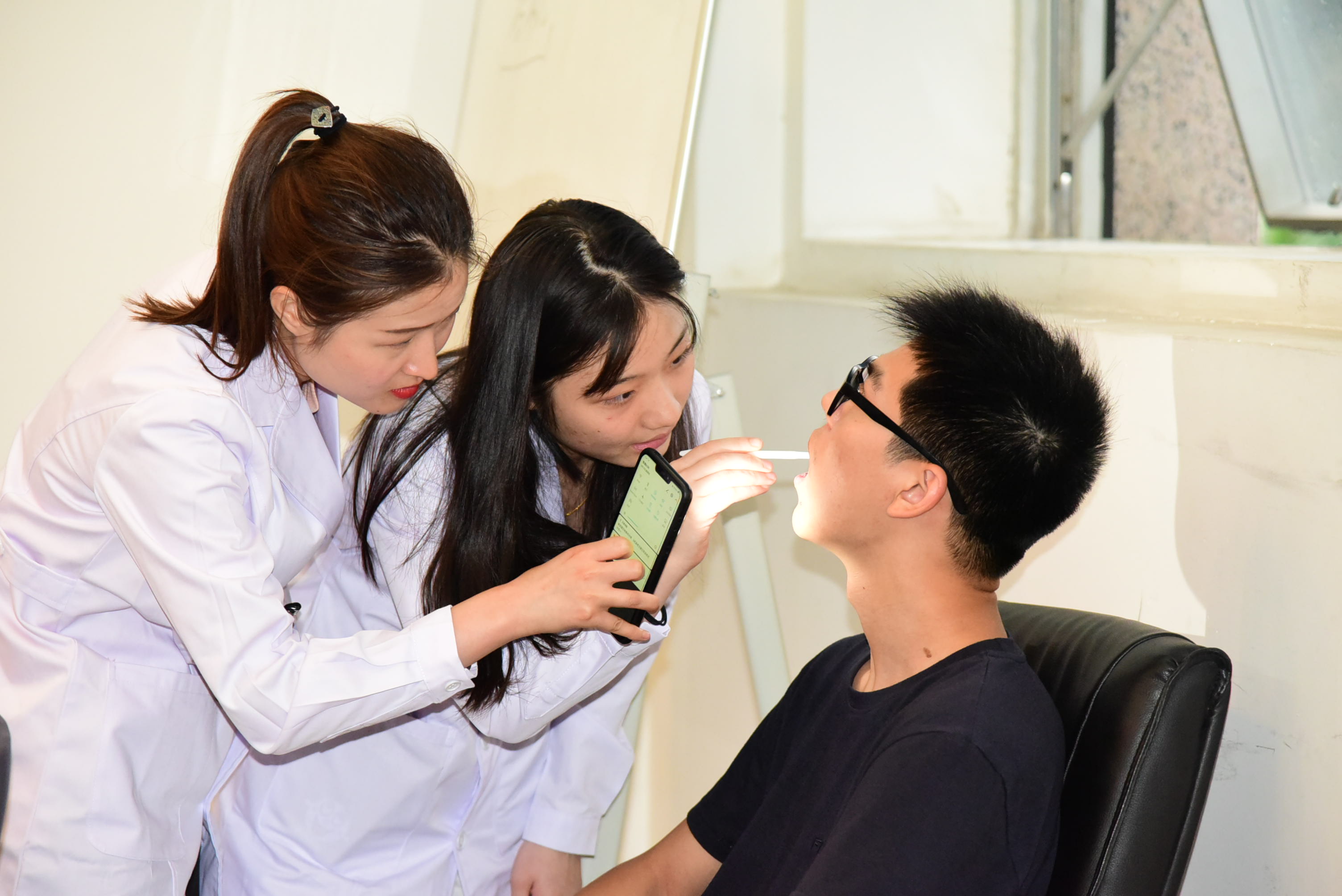 牙周炎牙疼的最佳治疗方法,牙周炎牙疼怎么治疗最有效好得快