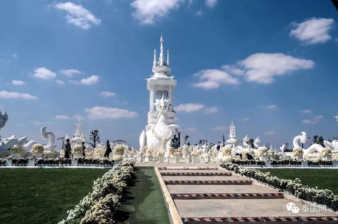 泰国捐钱最多的僧人,泰国活着的高僧哭丧