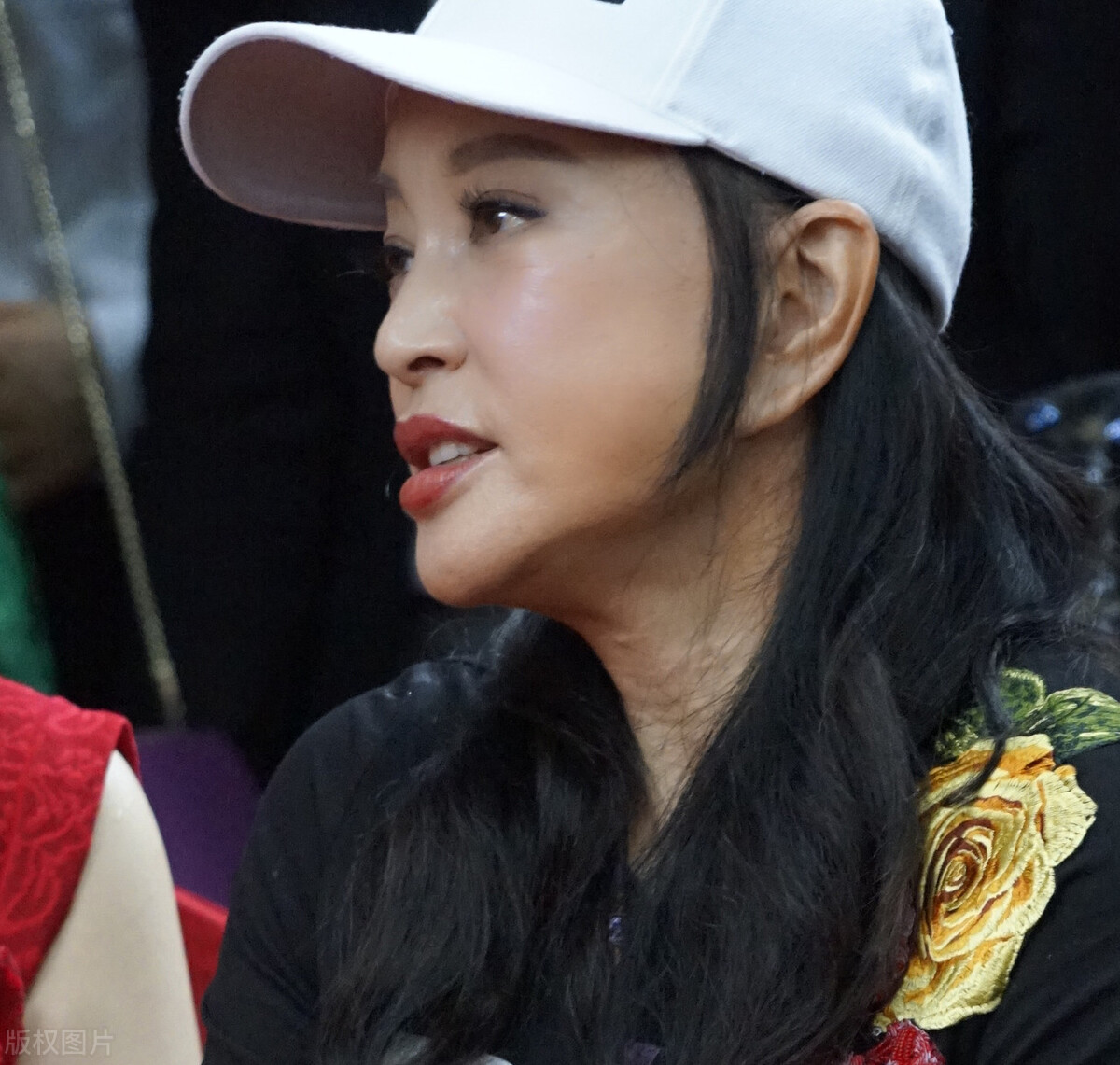 刘晓庆的狗血情史,靠美貌征服了8个男人,强势随意导致婚姻坎坷