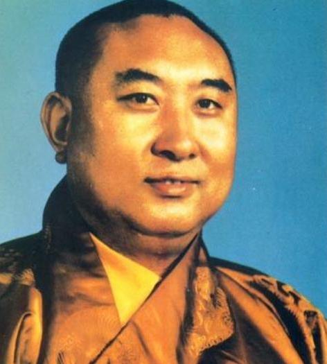 活佛十世班禅，娶了开国上将的外孙女，育有一女现今怎样了？