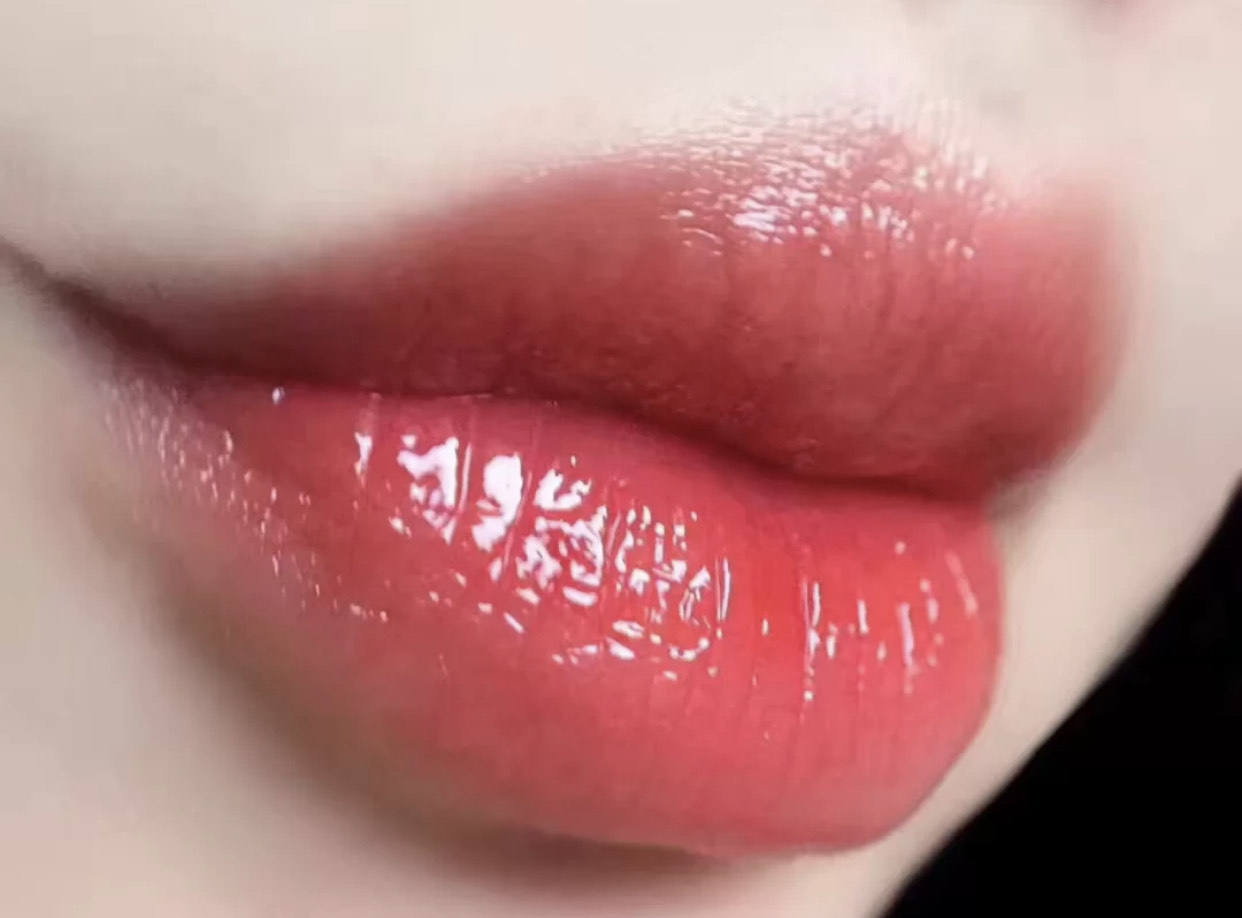 唇干唇纹深适合什么唇釉,唇纹深的女人好吗