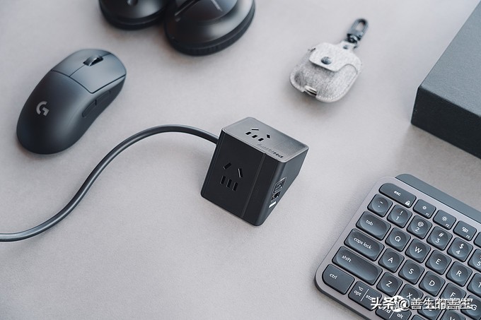 飞利浦原装充电器a7610,飞利浦充电宝带线20000毫安快充