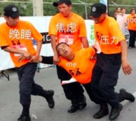 头发出油毛囊堵塞掉发怎么办,头皮油脂多毛囊堵塞用什么洗发水