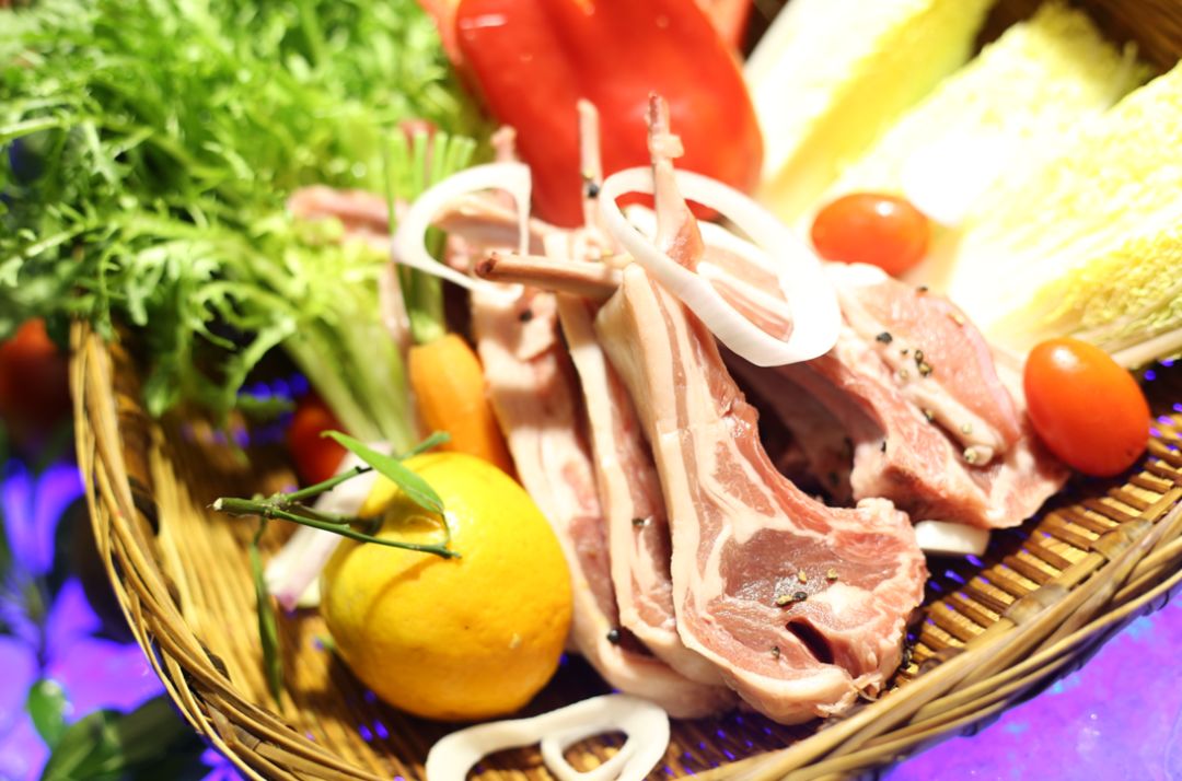 成都丶费尔顿凯莱大酒店自助晚餐，人均只要67，放开肚皮任性吃