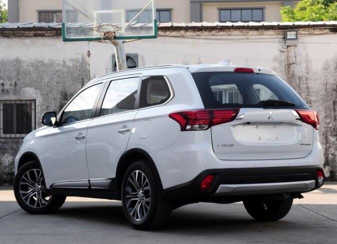 雪佛兰创酷2021款325t自动挡高配,雪佛兰创酷哪款车型值得购买