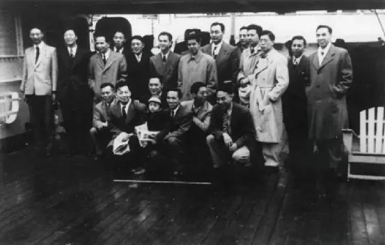 华罗庚:杂货铺出来的数学家,毛主席夸他人们尊敬他,为什么?