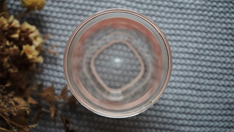 摩飞便携杯怎么榨甘蔗汁,摩飞榨果汁的杯怎么用