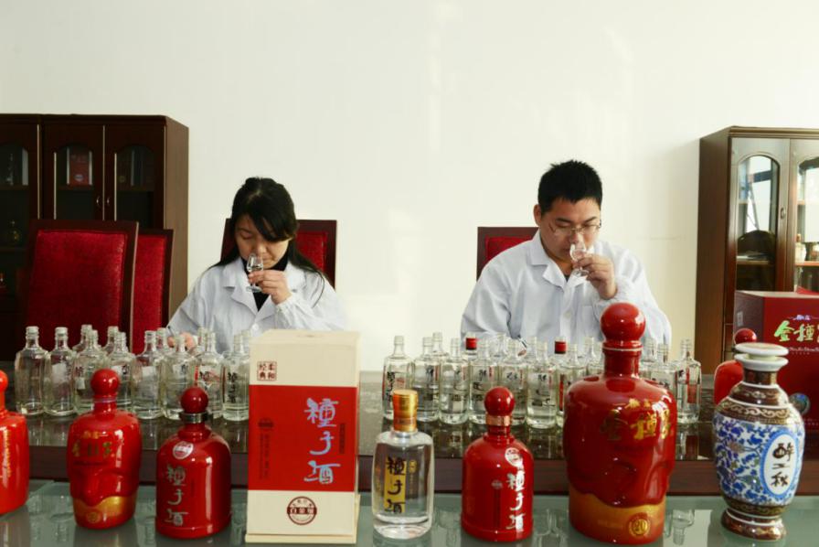 金种子酒属于纯粮酿造吗,金种子酒跟哪种酒味道一样