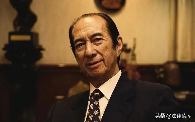 赌博、上瘾与人性：何鸿燊开*场赌**，自己却一生远离赌博