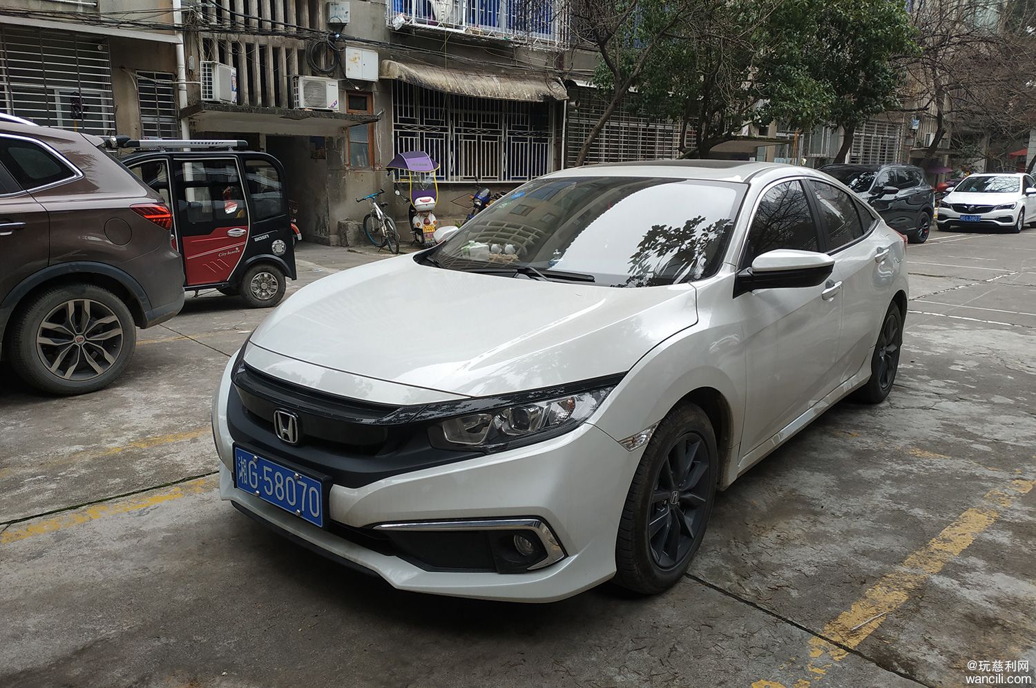 思域底盘轻轻被挂了,本田思域神车被交警拦下