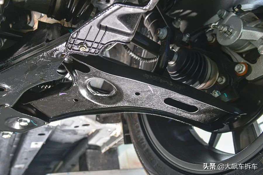 这台变速箱不容易，“接化发”都累出汗了